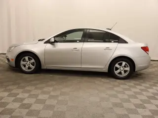 Chevrolet Cruze Limited 2016 1LT Auto 4dr Sedan w/1SD