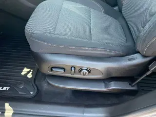 Chevrolet Traverse 2018 4x4 LT Cloth 4dr SUV w/1LT