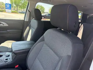 Chevrolet Traverse 2018 4x4 LT Cloth 4dr SUV w/1LT