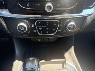 Chevrolet Traverse 2018 4x4 LT Cloth 4dr SUV w/1LT