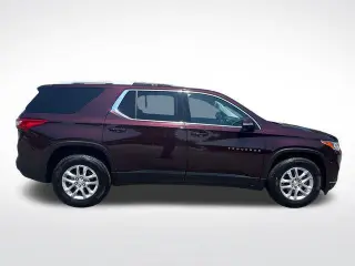 Chevrolet Traverse 2018 4x4 LT Cloth 4dr SUV w/1LT