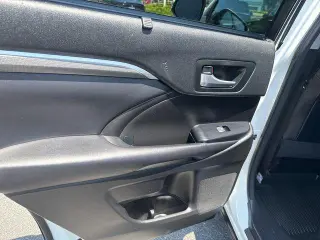 Toyota Highlander 2018 AWD SE 4dr SUV