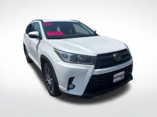 Toyota Highlander 2018 AWD SE 4dr SUV