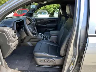 Chevrolet Colorado 2024 4x4 Trail Boss 4dr Crew Cab 5 ft. SB