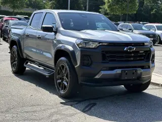 Chevrolet Colorado 2024 4x4 Trail Boss 4dr Crew Cab 5 ft. SB