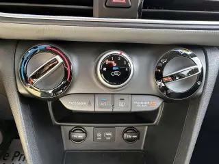 Hyundai KONA 2018 AWD SE 4dr Crossover