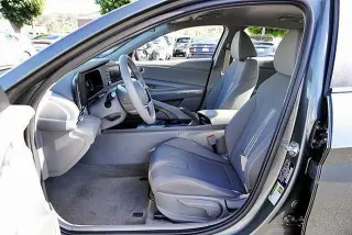 Hyundai ELANTRA 2026 SEL Sport 4dr Sedan