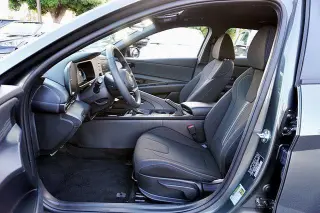 Hyundai ELANTRA 2026 SEL Sport 4dr Sedan