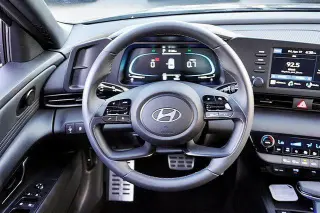 Hyundai ELANTRA 2026 SEL Sport 4dr Sedan