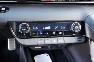 Hyundai ELANTRA 2026 SEL Sport 4dr Sedan