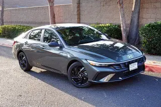 Hyundai ELANTRA 2026 SEL Sport 4dr Sedan