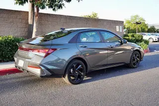 Hyundai ELANTRA 2026 SEL Sport 4dr Sedan