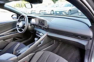 Hyundai ELANTRA 2026 SEL Sport 4dr Sedan