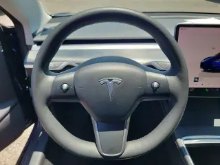 Tesla Model 3 2022 AWD Long Range 4dr Sedan