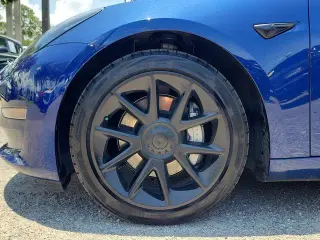 Tesla Model 3 2022 AWD Long Range 4dr Sedan