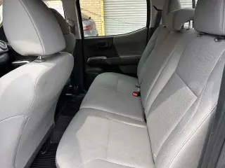 Toyota Tacoma 2017 4x2 SR5 V6 4dr Double Cab 5.0 ft SB