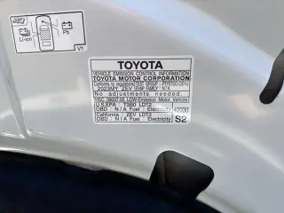 Toyota bZ4X 2023 AWD Limited 4dr Crossover