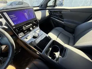 Toyota bZ4X 2023 AWD Limited 4dr Crossover
