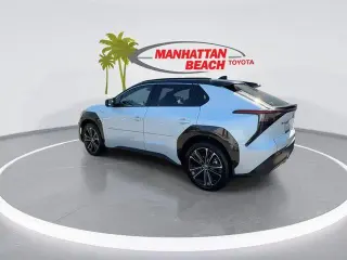 Toyota bZ4X 2023 AWD Limited 4dr Crossover