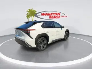 Toyota bZ4X 2023 AWD Limited 4dr Crossover