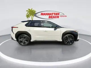 Toyota bZ4X 2023 AWD Limited 4dr Crossover