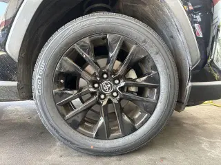 Toyota RAV4 2019 XLE Premium 4dr SUV