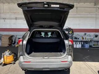 Toyota RAV4 2019 XLE Premium 4dr SUV
