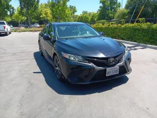 Toyota Camry 2018 SE 4dr Sedan