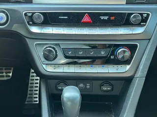 Hyundai SONATA 2018 Sport 4dr Sedan