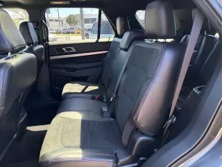Ford Explorer 2018 XLT 4dr SUV