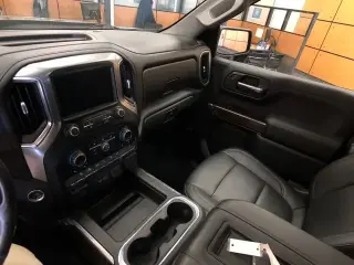 Chevrolet Silverado 1500 2019 4x4 RST 4dr Crew Cab 5.8 ft. SB