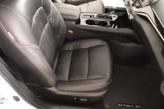 Nissan Altima 2023 2.0 SR 4dr Sedan