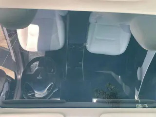 Tesla Model 3 2019 Mid Range 4dr Fastback