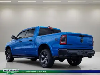 Ram 1500 2023 4x4 Big Horn 4dr Crew Cab 5.6 ft. SB Pickup