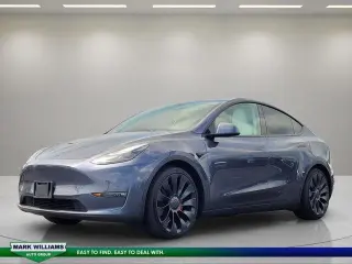 Tesla Model Y 2022 AWD Performance 4dr Crossover