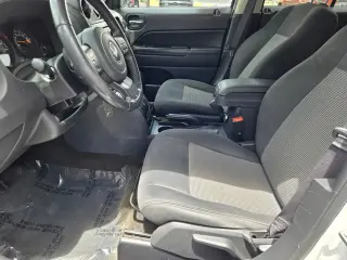 Jeep Patriot 2017 4x4 Latitude 4dr SUV