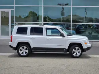 Jeep Patriot 2017 4x4 Latitude 4dr SUV