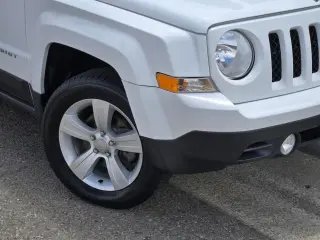 Jeep Patriot 2017 4x4 Latitude 4dr SUV