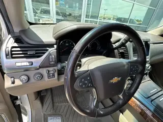 Chevrolet Suburban 2018 4x4 Premier 4dr SUV