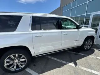 Chevrolet Suburban 2018 4x4 Premier 4dr SUV