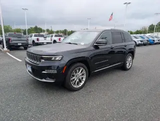 Jeep Grand Cherokee 2023 4x4 Summit 4xe 4dr SUV