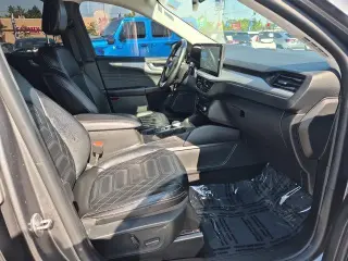 Ford Escape Plug-In Hybrid 2024 PHEV 4dr SUV