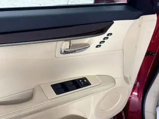 Lexus ES 350 2014 4dr Sedan