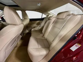Lexus ES 350 2014 4dr Sedan