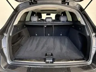 Mercedes-Benz GLC 2022 GLC 300 4dr SUV