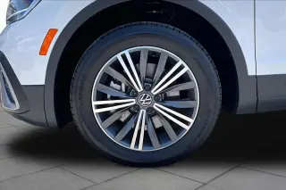 Volkswagen Tiguan 2024 SE 4dr SUV