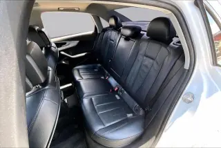 Audi A4 2017 2.0T ultra Premium 4dr Sedan