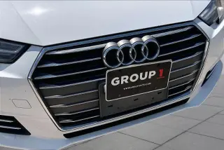 Audi A4 2017 2.0T ultra Premium 4dr Sedan