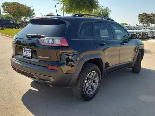 Jeep Cherokee 2022 4x4 Trailhawk 4dr SUV