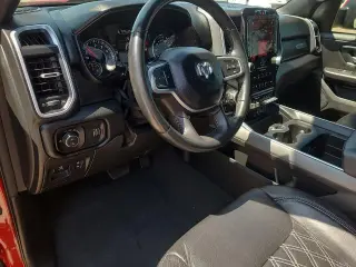Ram 1500 2021 4x4 Big Horn 4dr Crew Cab 5.6 ft. SB Pickup